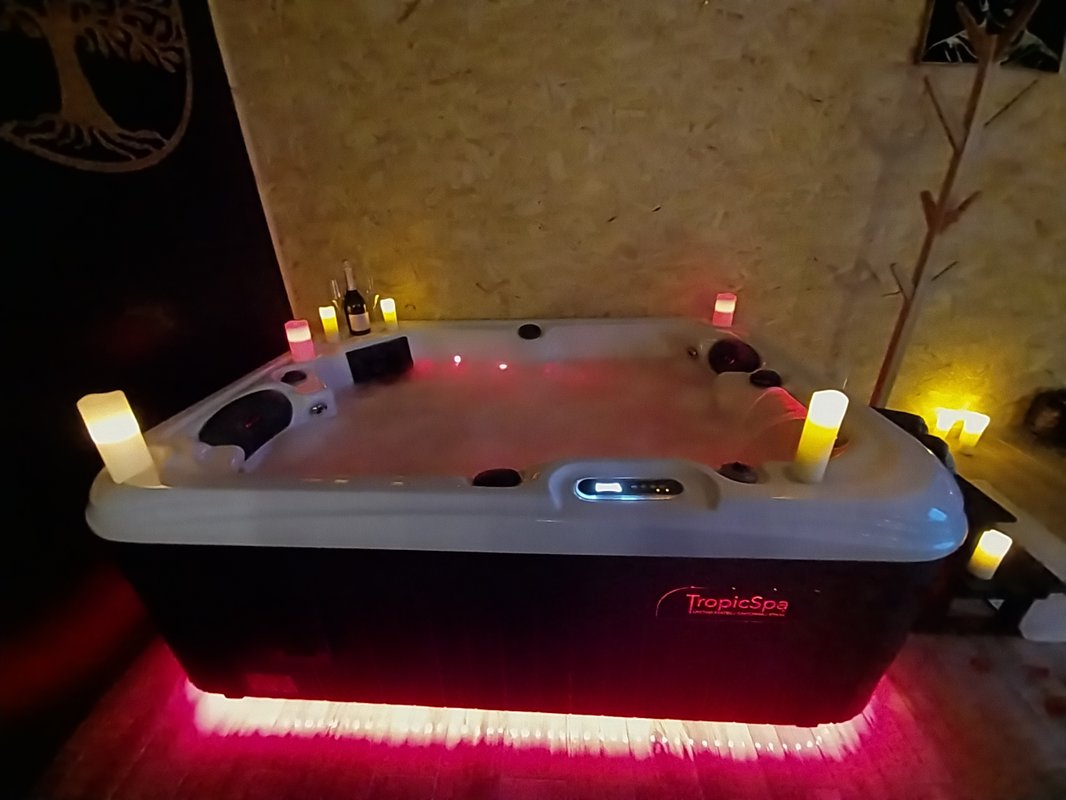 "F"anny - Wigwam, piscine & spa à Malves En Minervois (23)