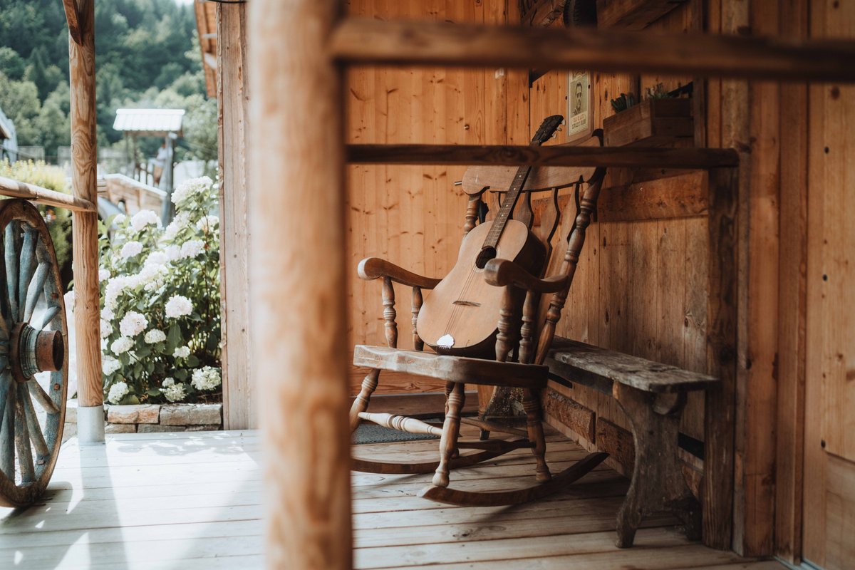 Cabane Le Saloon & Spa à Le Biot (24)