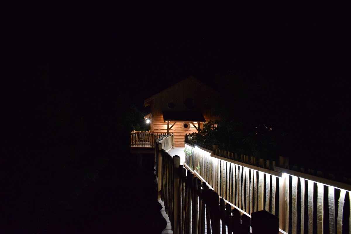 Cabane Spa des Hauts Bois à Sace (12)
