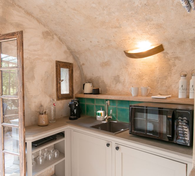 Hébergement AbracadaRoom : Troglodyte room in Provence - Image 10