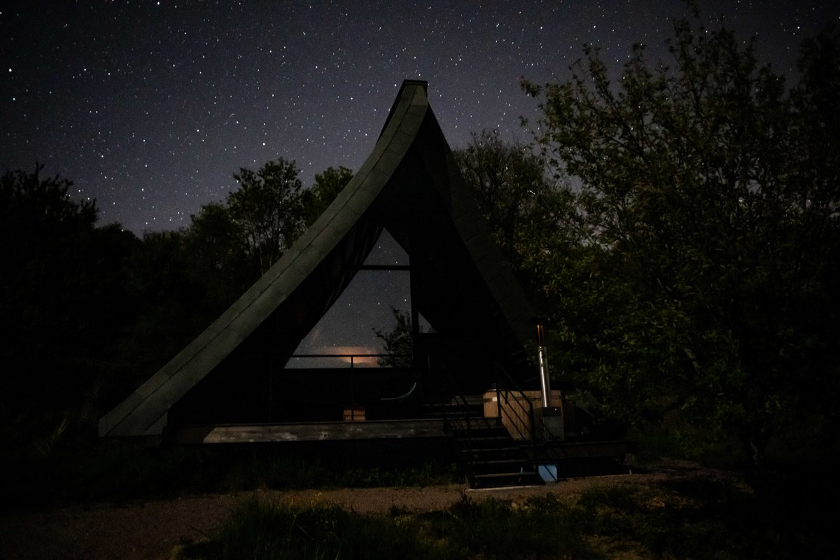 Etno : ecolodge de luxe en pleine nature avec vue et bain nordique à Massingy-Lès-Vitteaux (56)
