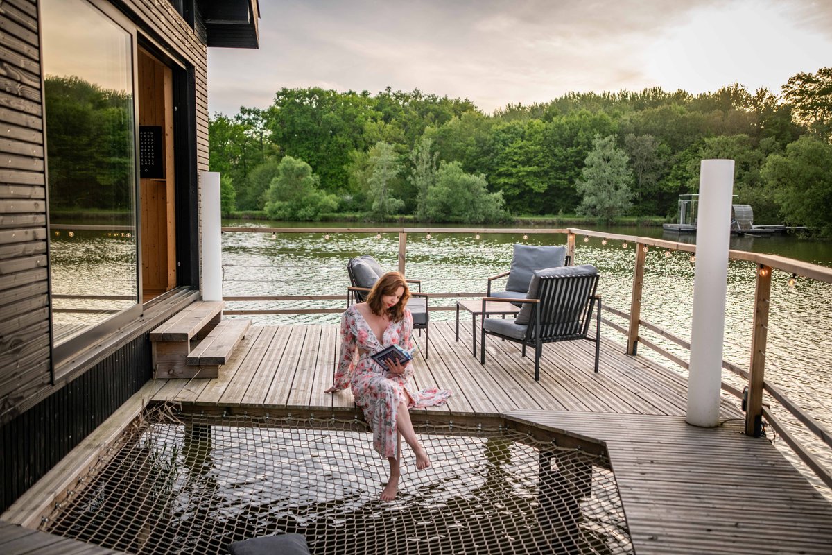Cabane Spa  Design 6 pers à Bâgé-Dommartin (25)