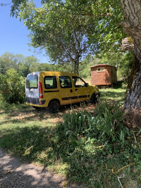 Hébergement AbracadaRoom : La petite roulotte de Vallin | Nature | Cosy - Image 15