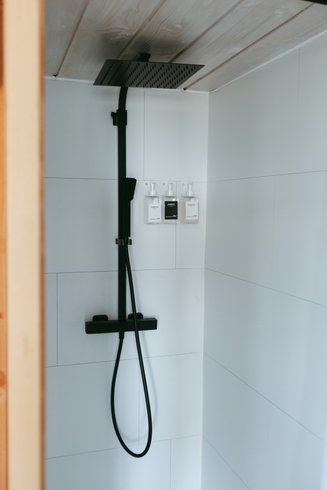 Hébergement AbracadaRoom : La cabane à fleur d’eau - Image 9