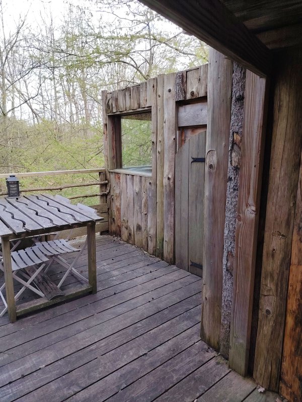 Cabane Charrette – Dormir perché à 9m, praticable en fauteuil à Saint-Donat-Sur-L'herbasse (3)