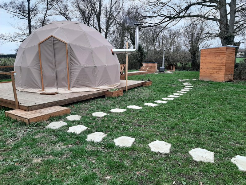 Hébergement AbracadaRoom : Le Petit Dôme et son bain nordique - Image 15