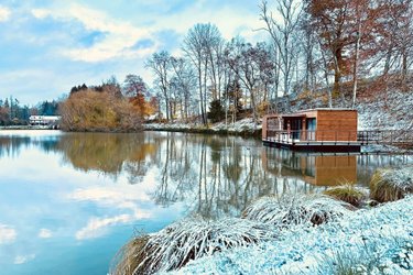 Cabane sur l'eau : L’Õdacieuse à Sainte Gemme (2)