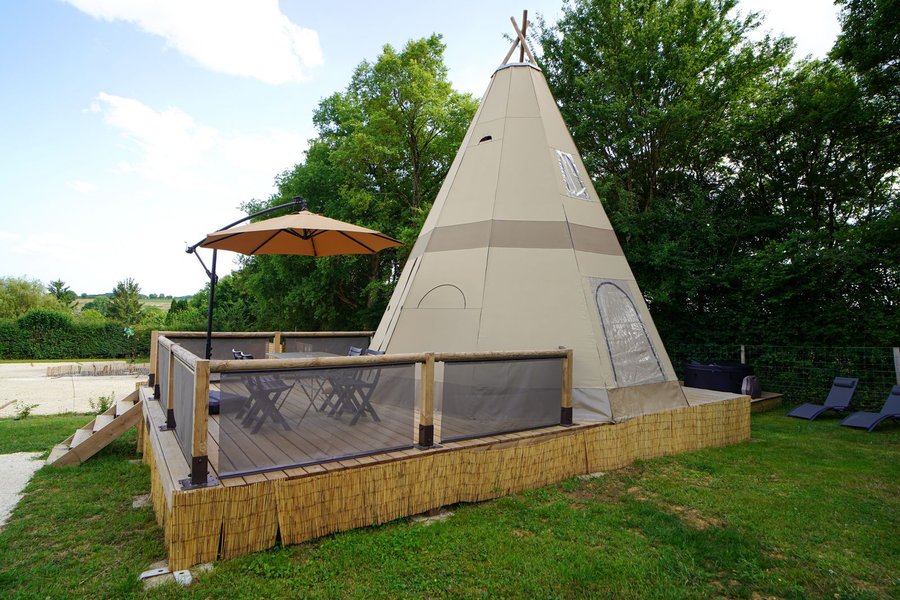 Hébergement AbracadaRoom : Le Tipi de L'Orée des 4 chemins & Spa - Image 10