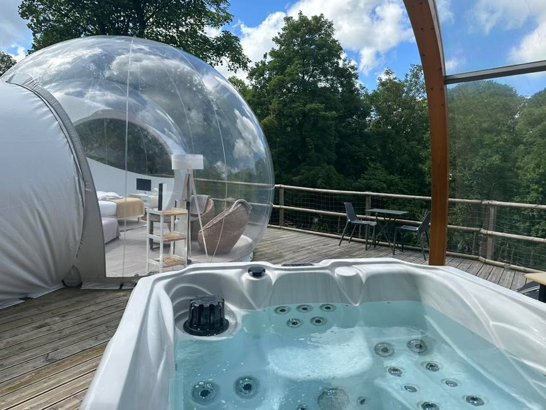 Bulle groseille & Spa & Sauna à Bonnemaison (3)