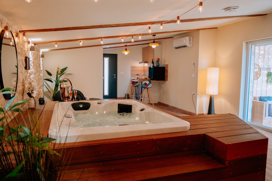 Hébergement AbracadaRoom : Le Baldaquin § SPA § Sauna - Image 34