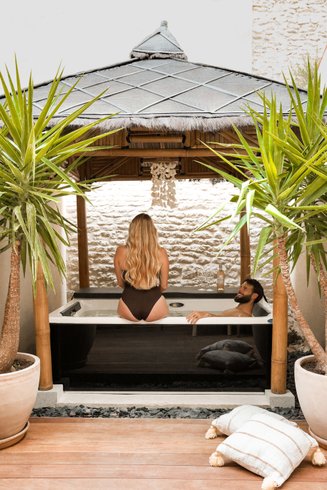 Hébergement AbracadaRoom : Suite Brésilienne de Luxe • Jacuzzi Privé• Cognac - Image 1