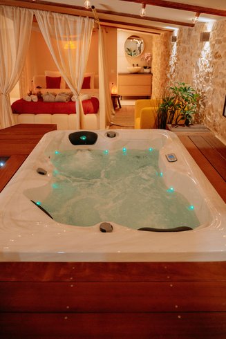 Hébergement AbracadaRoom : Le Baldaquin § SPA § Sauna - Image 27