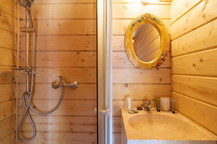 Hébergement AbracadaRoom : Roulotte Provençale - Image 10