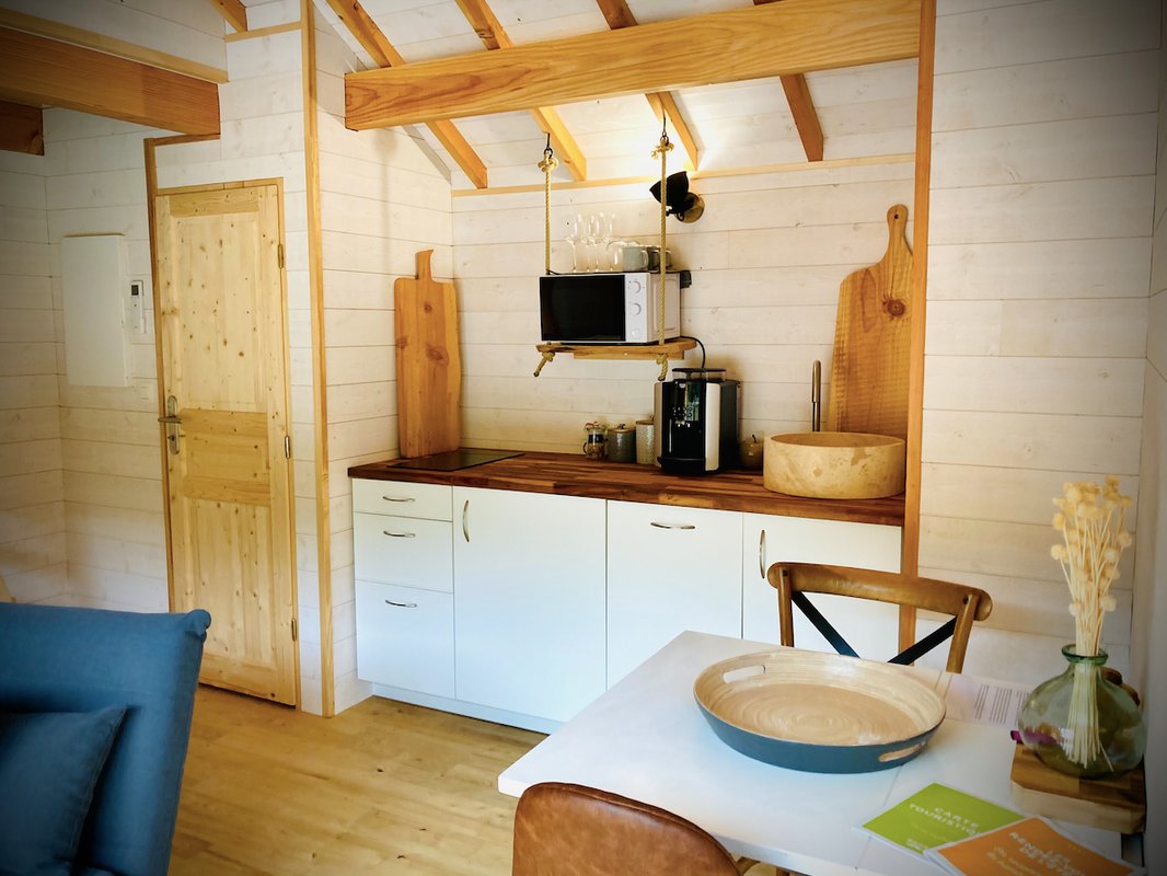 Cabane La Douce Parenthèse & Spa & Sauna à Brive La Gaillarde (10)