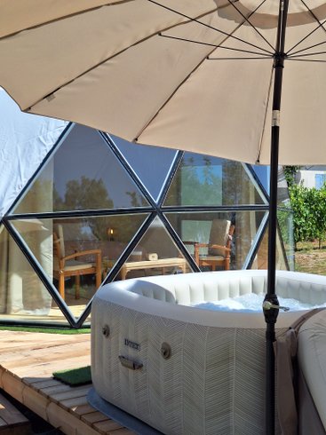 Hébergement AbracadaRoom : Dôme romantique avec petit-déjeuner et jacuzzi - Image 3