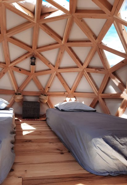 Hébergement AbracadaRoom : Dôme  toile et bois - pour une nuit "presque" à la belle étoile ! - Image 2