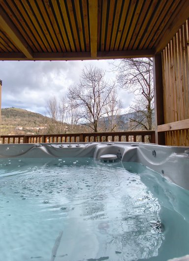 Cabane Kubôval & Spa privatif à Saint Antonin Noble Val