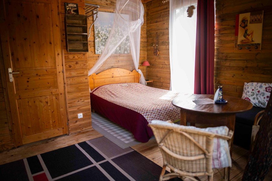 Hébergement AbracadaRoom : La cabane des Ecureuils Amoureux - Image 6