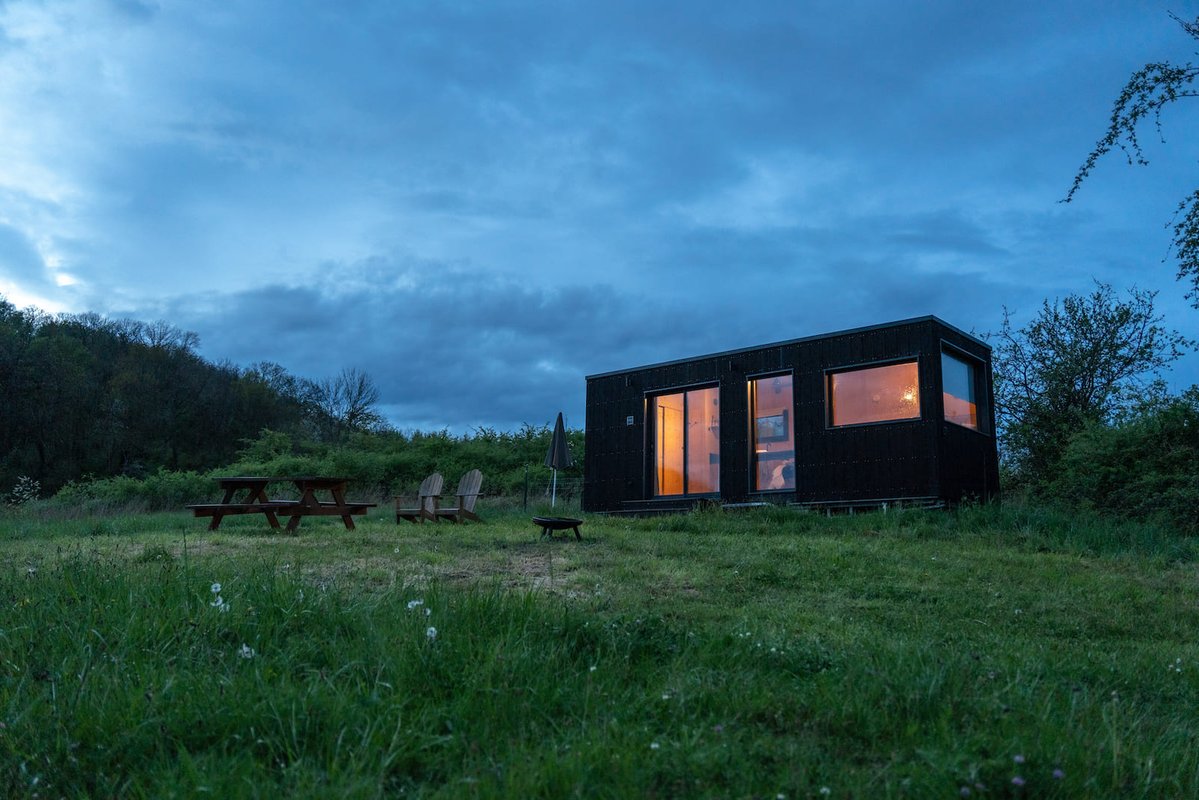 Parcel Tiny House - montagnes et vignes dans l'AOC du Bugey à Revonnas (49)