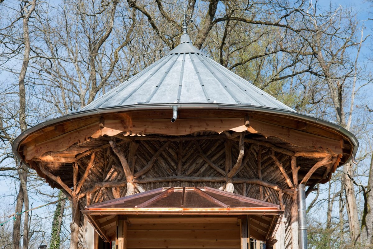 Magnifique Kiosque Verdoyant à Semur En Auxois (7)