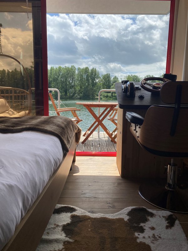 Stockholm & Spa à Saint-Martin-La-Garenne (36)