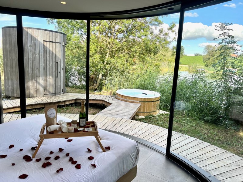 Hébergement AbracadaRoom : LUMIPOD SPA BIEN-ETRE - Image 4