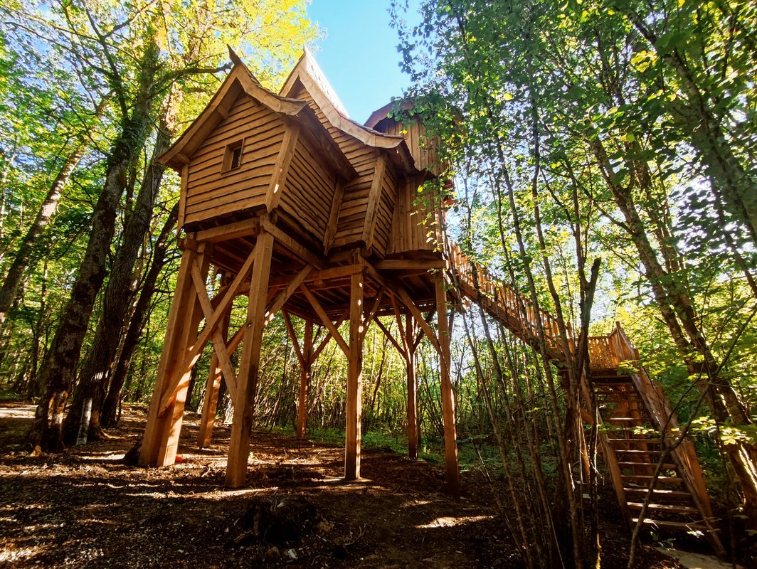 Cabane féérique  Spa - Cigogne noire à Vernois Les Vesvres (3)