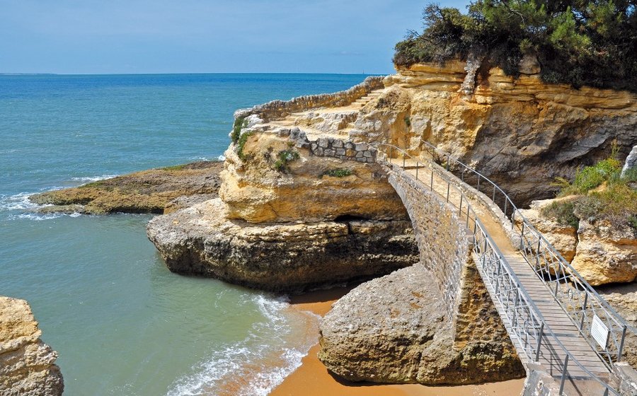 Domaine AbracadaRoom : La Roulotte d'Elfes & spa (climatisée) - Image 8