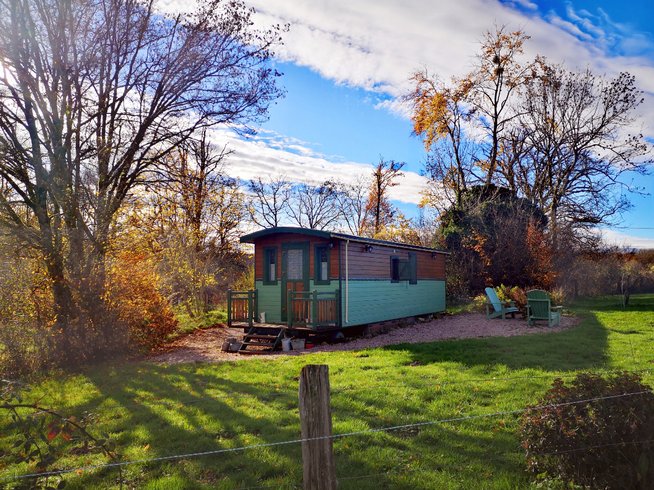 Domaine AbracadaRoom : Roulotte romantique en pleine nature – Parenthèse insolite en Bourgogne | Autun · Morvan - Image 3