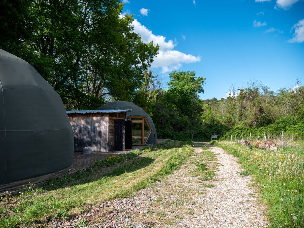 Glamping : nos dômes & son lac privé à Sadirac (9)