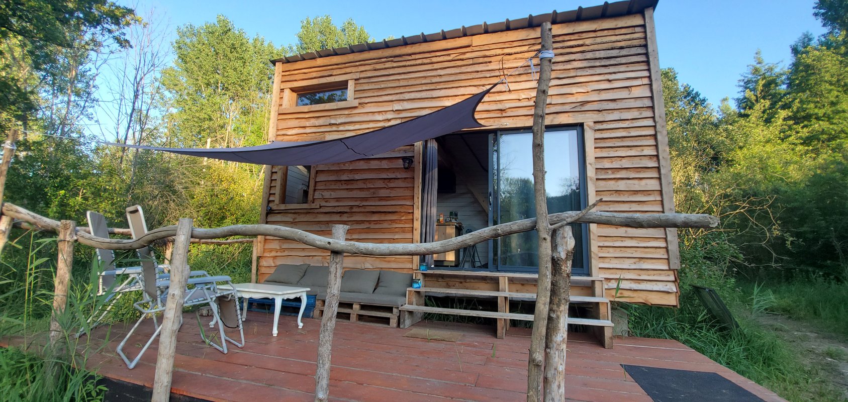 Proche provins tiny house au bord de l’eau · forêt à Soisy Bouy (1)