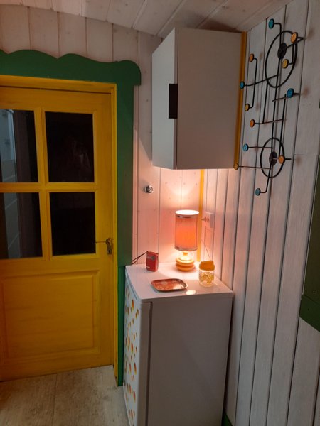 Hébergement AbracadaRoom : La Roulotte Rétro 70/80 - Image 14