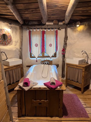 Hébergement AbracadaRoom : Cachette des fées & Spa - Image 4