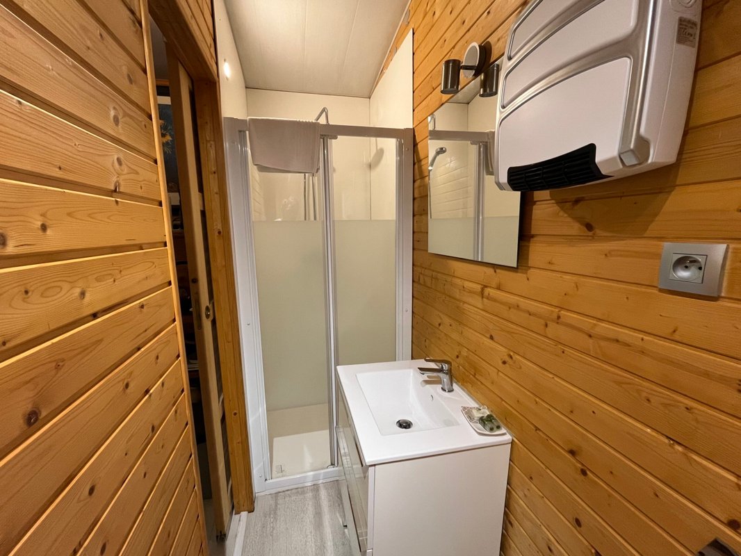 Les Cabanes du Lac - Cabane du Frêne & SPA à Sévignacq (6)