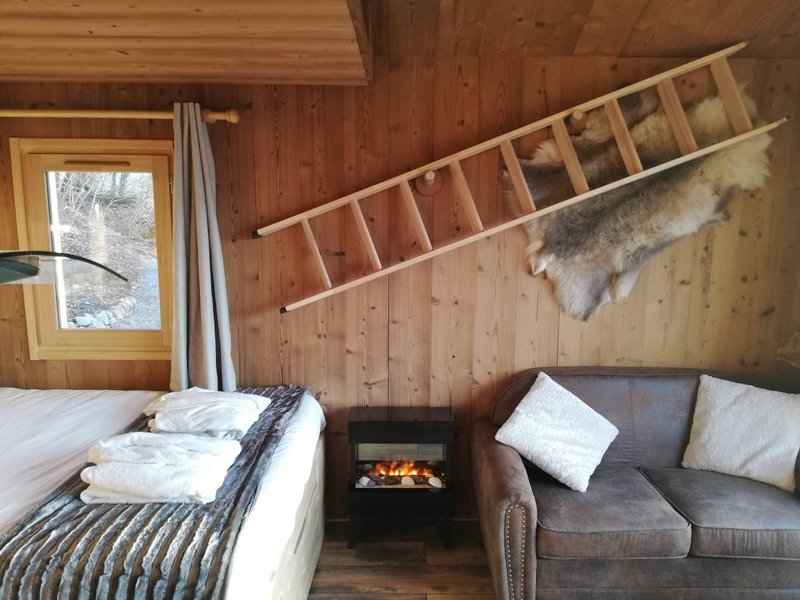 Hébergement AbracadaRoom : Cabane des Chastelas & Spa - Image 10