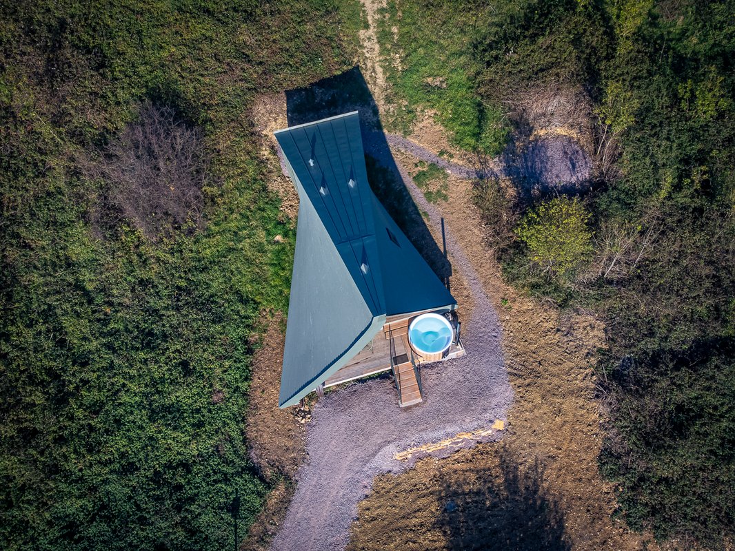 Singi : ecolodge de luxe en pleine nature avec bain nordique à Massingy-Lès-Vitteaux (4)