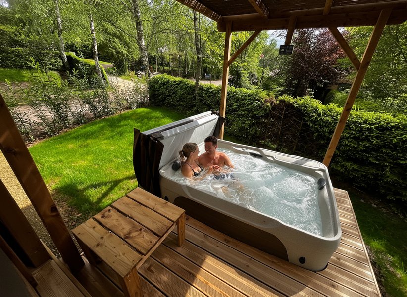 Hébergement AbracadaRoom : HY•Lødge Spa-4pers N°6 (Chalet nature avec spa privatif) - Image 3