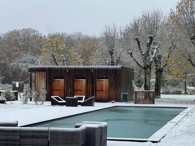 Hébergement AbracadaRoom : Suite « Moody Wood » Spa & Sauna - Image 5