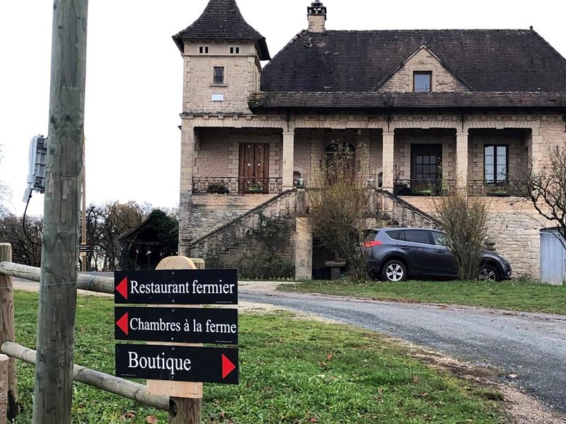 Domaine AbracadaRoom : La Ferme de la Truffe - Image 1
