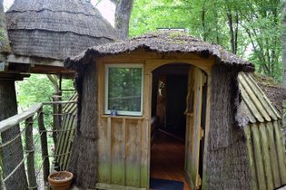 Cabane dans les arbres Jura