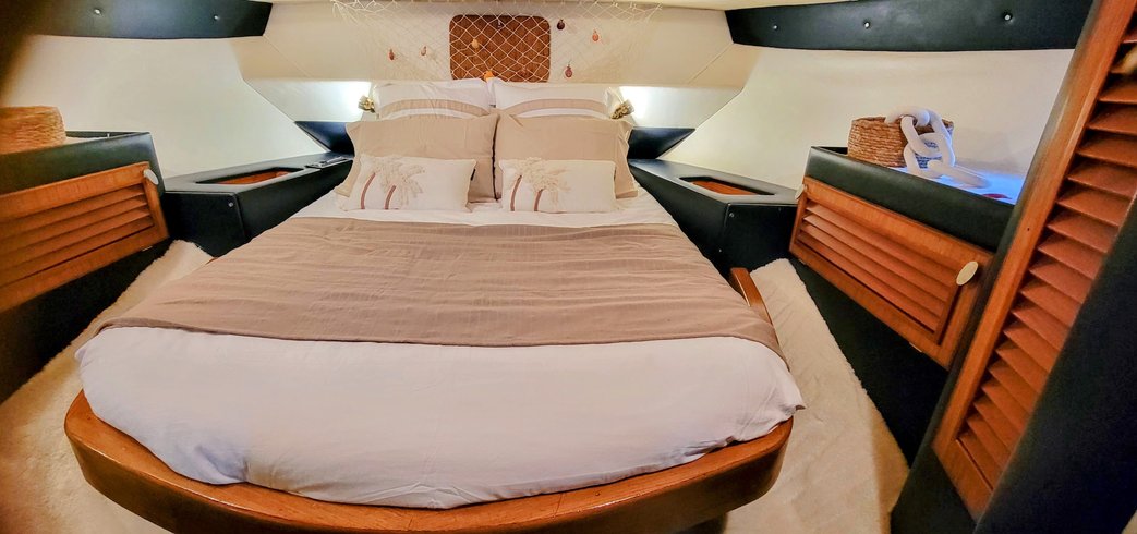 Hébergement AbracadaRoom : BATEAU de STANDING tout confort - Image 8
