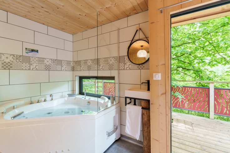 Hébergement AbracadaRoom : Cabane perchée Carpinus & Spa - Image 13