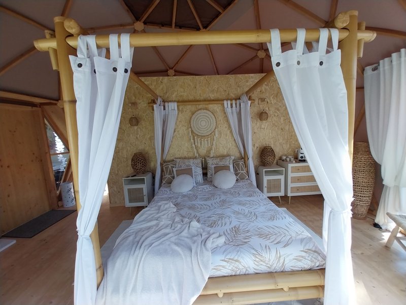 Domaine AbracadaRoom : Le Clos FMR - Fanny et Manon - Image 77