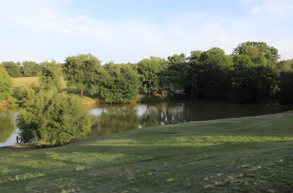 Dôme nature insolite pour 2 avec vue du lac privé à Sadirac (4)