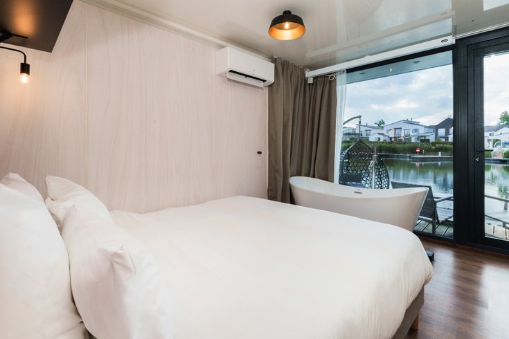 Hébergement AbracadaRoom : Suite flottante Lit king-size Balnéo - Image 3