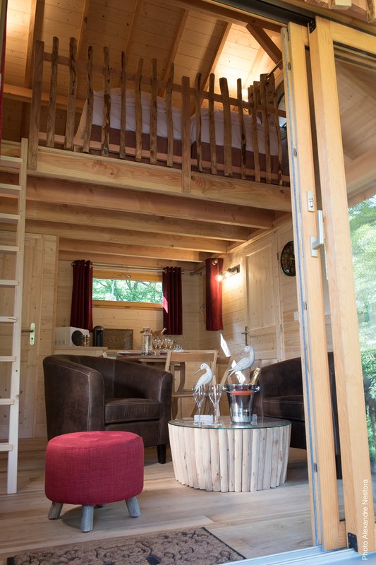 coin apéritif-cabane dans les arbres-séjour insolite en famille-centre-abracadaroom