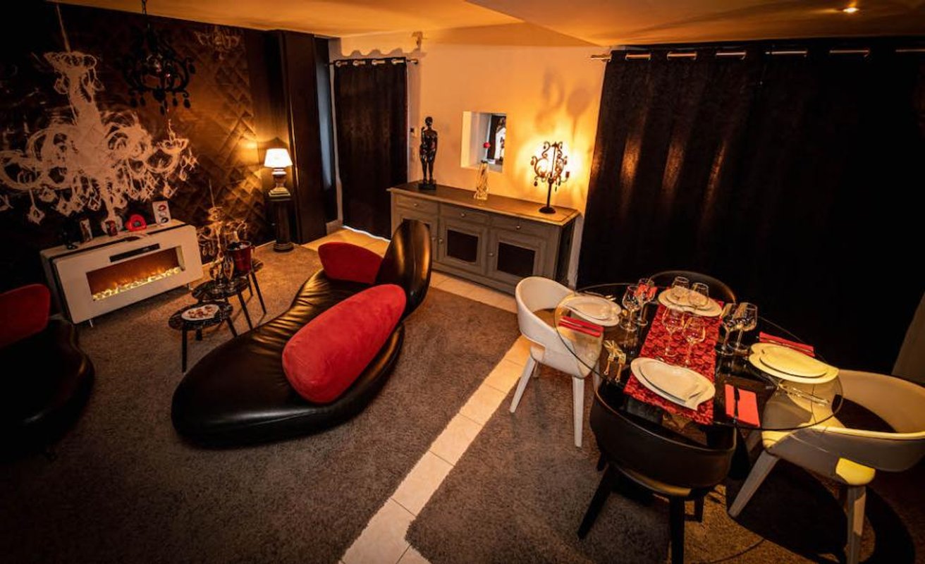 Love Gîte & Spa- Nuances d'Alcôves à Trevron (2)