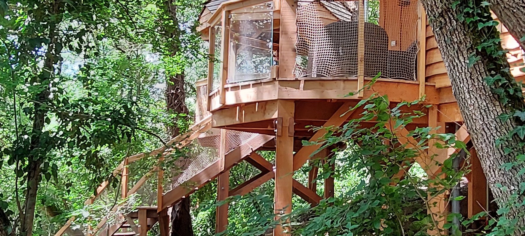 Cabane perchée ASTERIA & Spa à Sarrant (20)