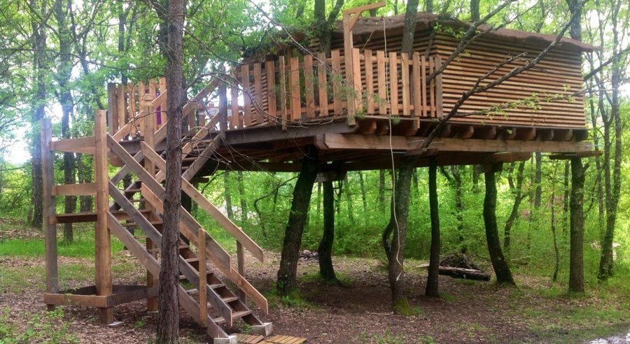 acces-cabane-manon-mas-des-pins