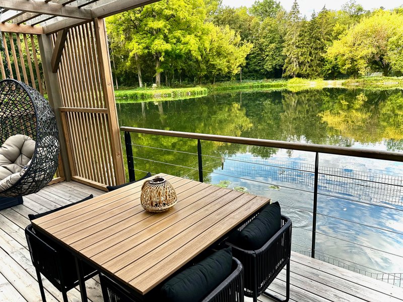 Hébergement AbracadaRoom : Cabane sur l'eau : L’Õthentique - Image 23